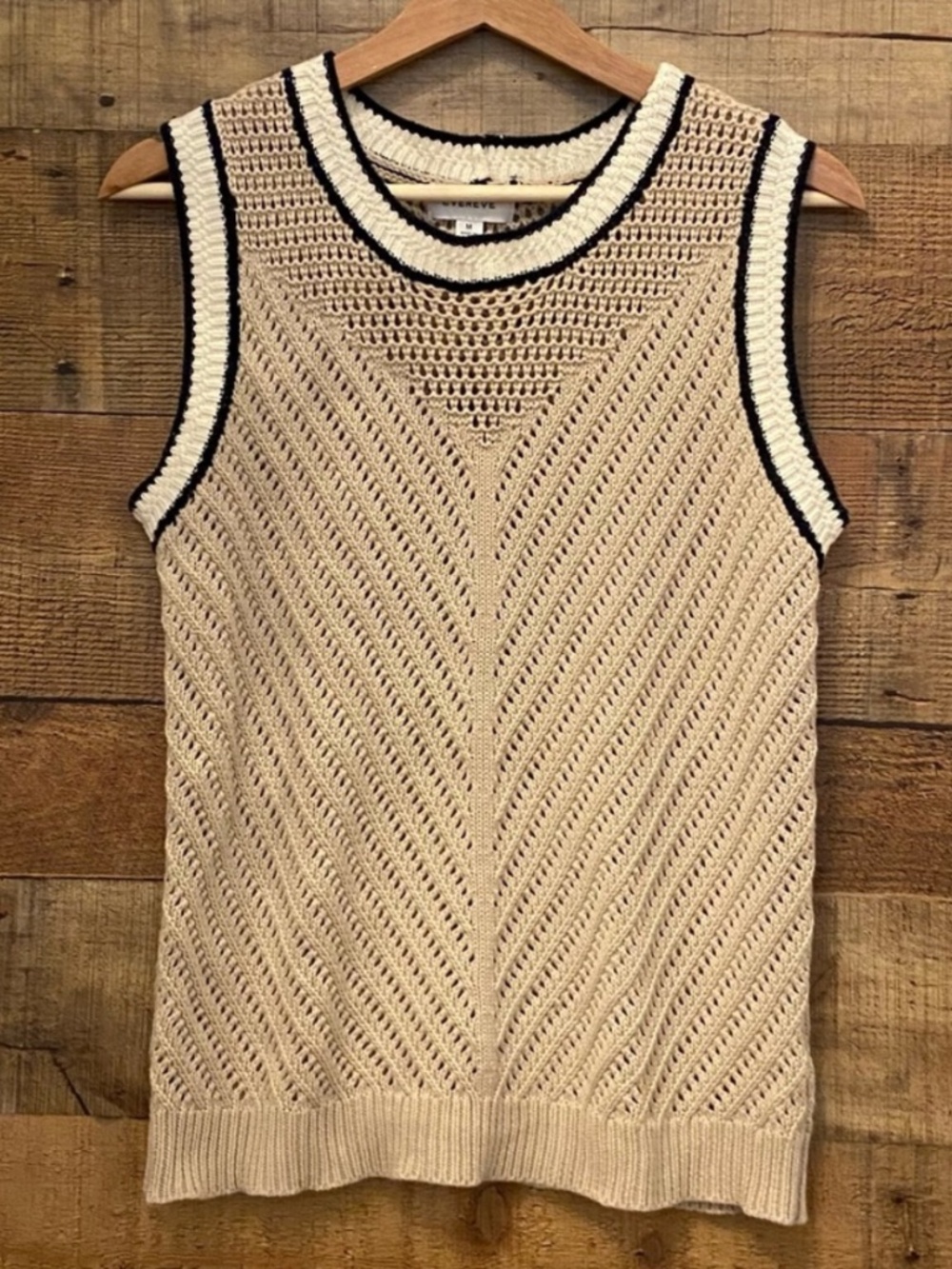 Evereve Cream Knit Tank with Navy Contrast Trim - Picture 5 of 9